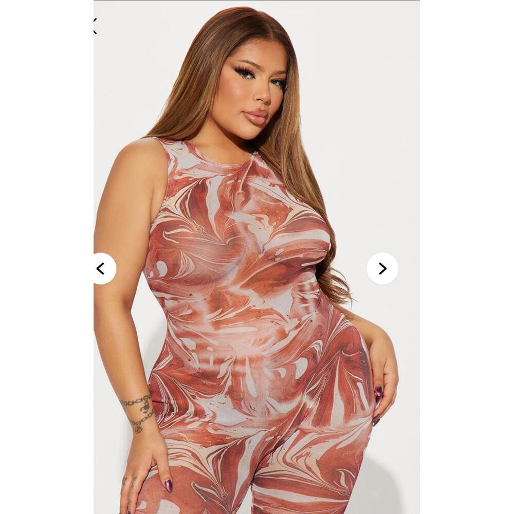 Chic Marble Print Jumpsuit